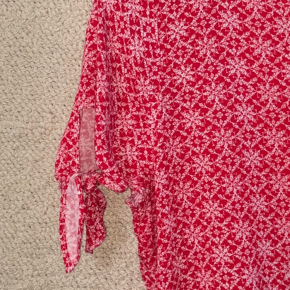 Red faux wrap crop top - Picture 2 of 4